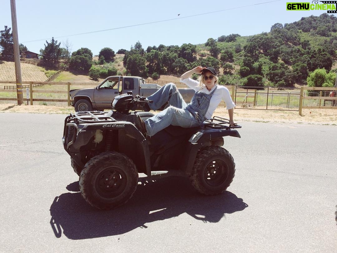 Ashley Johnson Instagram - Very casual photo of me doing some outdoors stuff. #ShineBrightLikeADiamond #dangerouswoman
