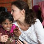 Ashley Judd Instagram - The first time I was aware something was violated in me was when a man molested me when I was 7 years old. I later learned vocabulary to put to this abrogation of my rights in instruments such as @unitednationshumanrights Convention on the Rights of the Child. All over the world, I have worked with partners like @unfpa to restore and uphold folks’ individual and collective rights, and especially to hold space as they heal from the wounding from violence against their rights. On #HumanRightsDay, I recommit to my, yours, and everyone’s human rights. May we all treat each other with fundamental decency and care.