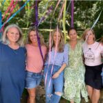 Ashley Judd Instagram – It is such a sweet joy to be with my Chosen Sisters on the @u.s.surgeongeneral’s (Dr Vivek Murthy – so lovely) podcast, House Calls, where I share how friendship has been one of my most important lifelines. We talk about the power of friendship and connection — the bonding, community, mutual support and aid, accountability, running charades, pie, laughter, our many travels, Smoky Mountains, bonus nieces and nephews, Mamaw (Mom), Pop, Uncle Roy. 

To my Chosen Sisters, Logan, Heather, and Sam — thank you for your deep trust. It is an awesome thing to be yours, and to know you are open to sharing in such a venue about how its works between us. Thank you for these memories of a lifetime, the photos of which are but a small slice. The one at the tree, the grief is so present with me and yet – so are you. So are you. And deep love for our full community, LCB, TAJ, MM.  We met at @YWCA #zumba, recovery support groups, a funeral, getting glamour for an event. God blesses in so many ways. 

Listen to the podcast episode at the link in the bio.  I look forward to your listening, and thoughts. #chosenfamily #femalefriendship #community #memories #recovery