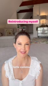 Ashley Judd Instagram - Hello Community! I wanted to say thank you to everyone who’s been here a while and thank you to those who are new. I’m an actor, humanitarian, and a writer (in no particular order!). Follow me here for updates, and thanks for being with me.