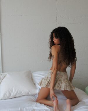 Ashley Moore Instagram - heya doll. ✨🩷