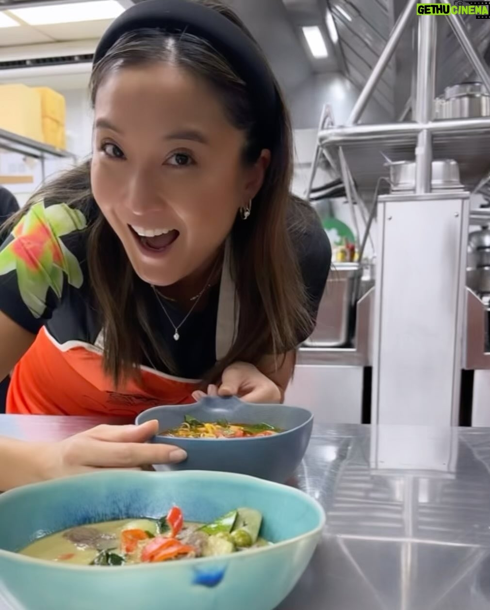 Ashley Park Instagram - cooking class in Thailand was wow, so who wants to try my ‘park thai’?? (Swipe for 👩🏻🍳) happy holidays kaaaa