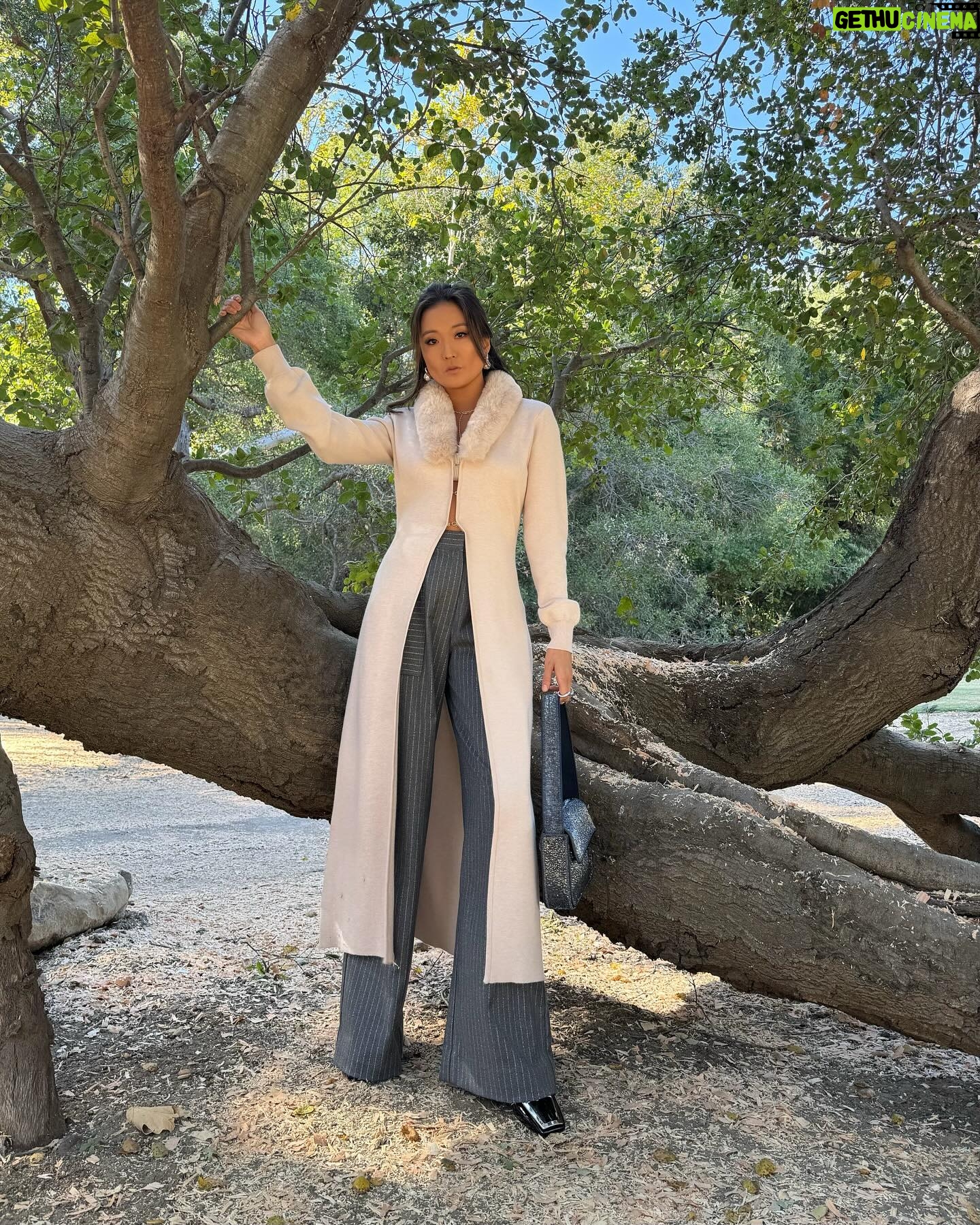 Ashley Park Instagram - The temps may be dropping but my latest @renttherunway collection is just heatin up❤️🔥 I hope you have fun styling these pieces :) you can rent now at the link in my bio and use code ASHLEY30 to get 30% off your first month of RTR’s 10-item plan! #AshleyParkxRTR #RTRPartner