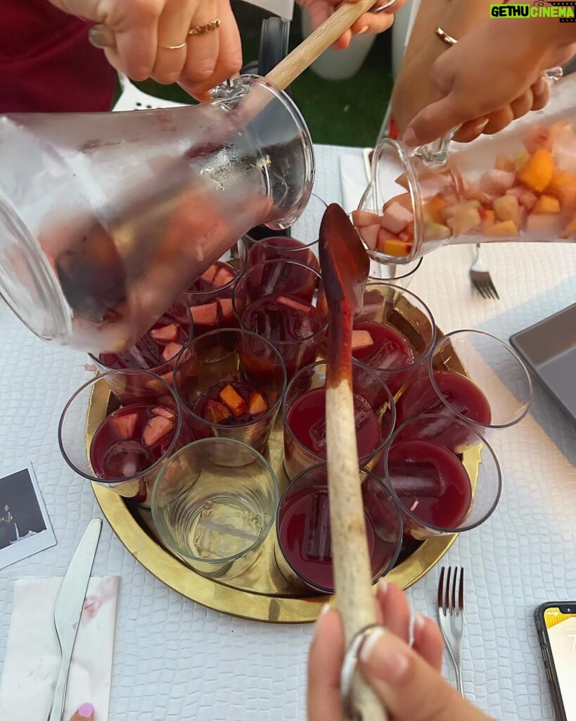 Ashley Park Instagram - when your only sibling is marrying the man of her dreams and wants a bachelorette party in Barcelona, YOU DO A BARCELONA BACHELORETTE… aperol spritz-themed, homemade paella-filled, with all her awesome friends 🍹🥘👰🏻🌞🥂 @audreyhehepark @kimptonvividora