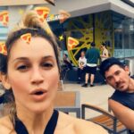 Ashley Roberts Instagram – 💔🕊️Cant believe we’ve had to say good bye. Our handsome TJ. I’ll remember your kindness, those beautiful brown eyes, your big heart, your insane cooking skills (those meatballs 🤤)and how you and Bobby always opened your gorgeous home to me. We’ve been friends for so long. Wish this wasn’t true. May you rest in peace dear friend. Spread those wings angel. You will be forever loved.
So sorry @bobbynewberry my heart breaks for you. Love you so much Swiss. You’re not alone. 🙏🏼