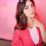 Ashnoor Kaur Instagram - Nice🙂‍↔️🩷💅🏻