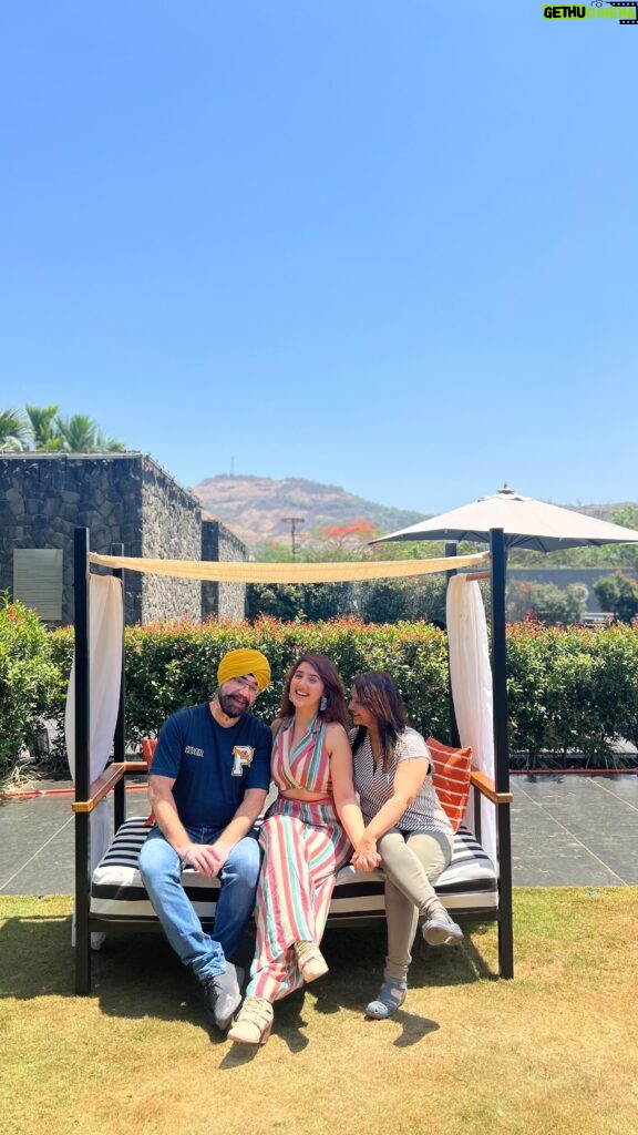 Ashnoor Kaur Instagram - Recap of the birthday weekend getaway🤍✨ . . . Thanks for the amazing hospitality and services @radissonresortandspalonavala We had a great time…