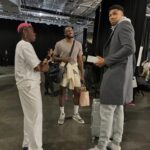 Asisat Oshoala Instagram - I promise y’all….I AM NOT SHORT 😩😩 @giannis_an34 @thanasis_ante43
