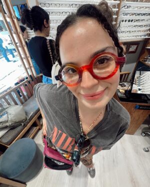 Aslı Bekiroğlu Instagram - Galata'da @ditaoptikvelens 'landık 🤓