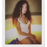 Aslı Bekiroğlu Instagram – Bu degerli fotolar icin @ali_kalyoncu ‘ya 10 tl verdim 🤌🏼