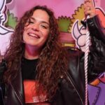 Aslı Bekiroğlu Instagram – Mutluluk🤝Algida ♥️
Koşuşturmacayla unuttuğumuz mutlu olmayı bize yine @algidaturkiye hatırlattı😍
Kanyon’un ortasında yer alan bu mutluluk müzesini 8 Mayıs’a kadar ziyaret edebilirsiniz, zaman tüneline girince gözler dolacak uyarıyim🥹 #AlgidaMutlulukMuzesi
#işbirliği