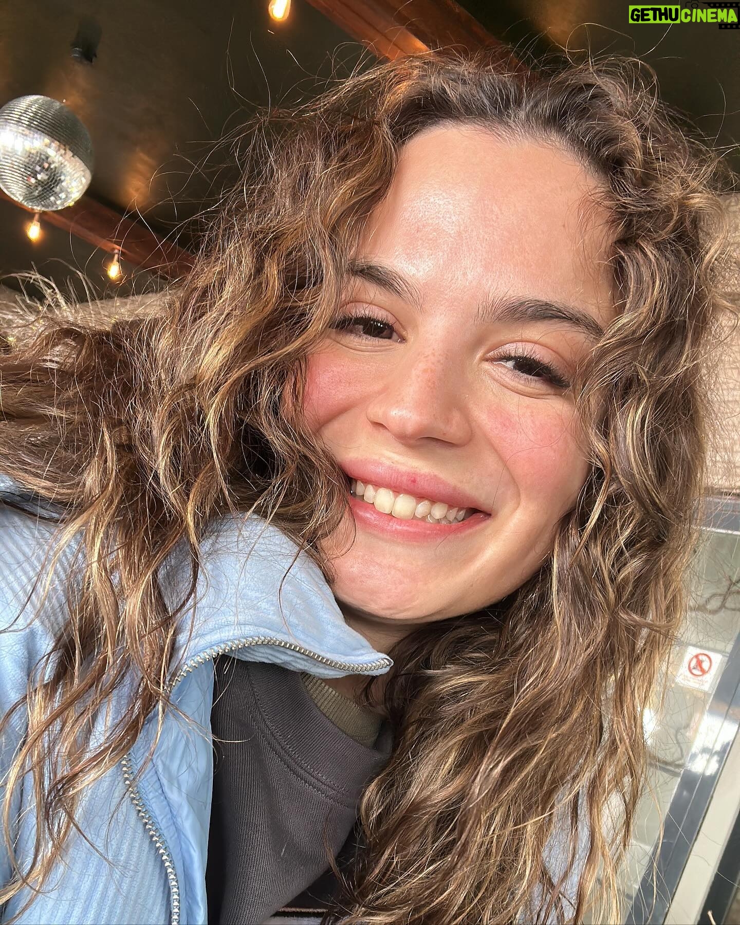 Aslı Bekiroğlu - 3 Likes - Gunaydin ☀️