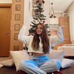 Aslıhan Kapanşahin Instagram - 🎄✨