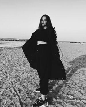 Aslıhan Kapanşahin Instagram - Siyahlara bürünenlerde bugün🕶