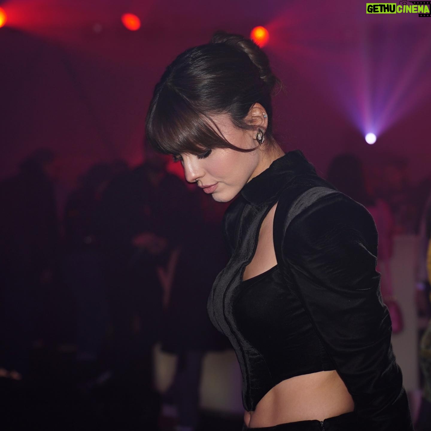 Aslıhan Malbora - 133.3K Likes -