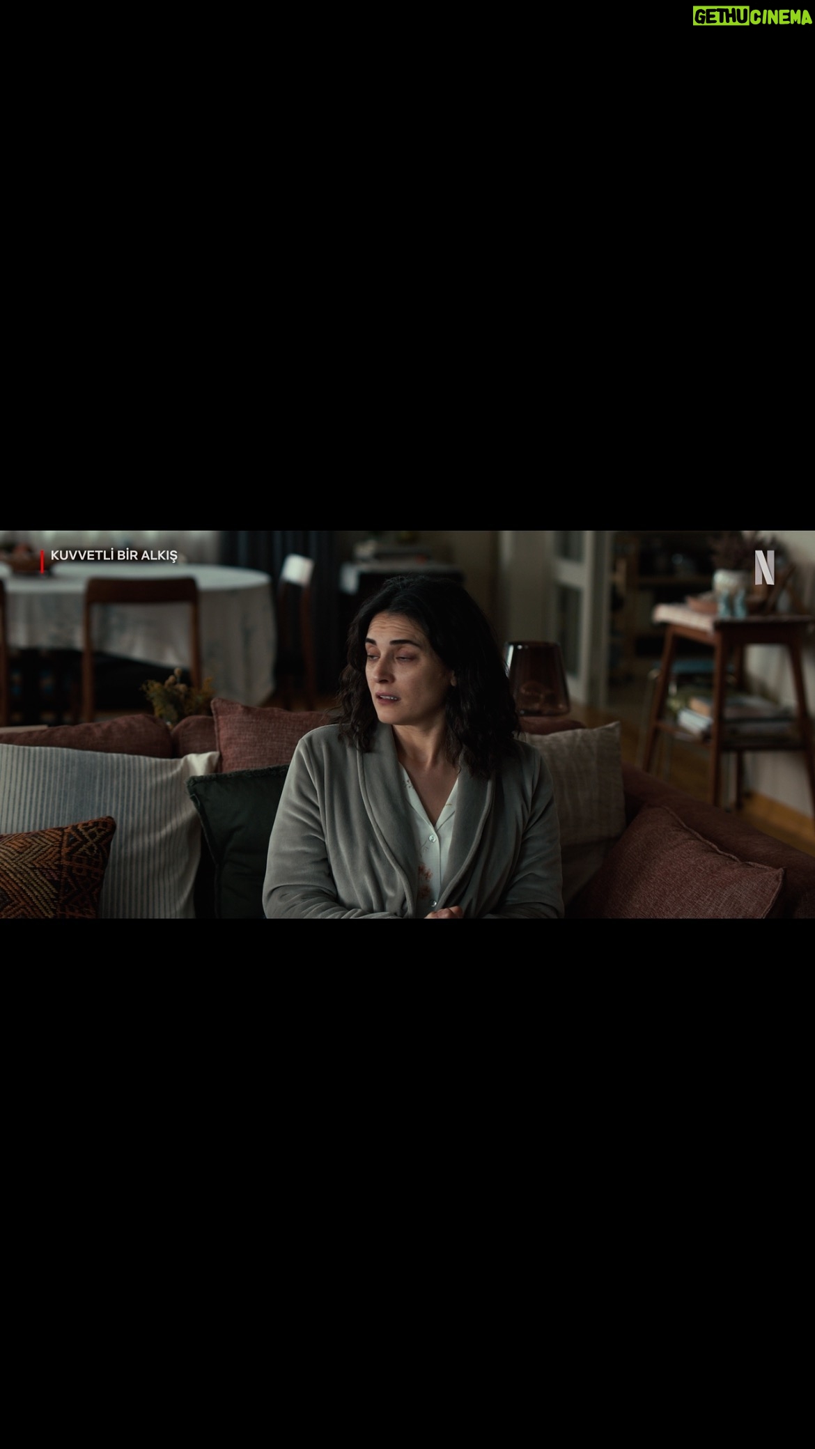 Aslihan Gurbuz Instagram - Berkun Oya imzalı mini dizi 29 Şubat’ta sadece Netflix’te #KuvvetliBirAlkış