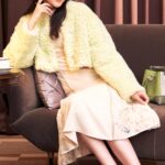 Asuka Kijima Instagram - ‍ Amazon Fashion☃️🧣 冬の素敵なアイテムを身に付けて。 #PR #amazonfashion #amazonで発見 #アマゾン
