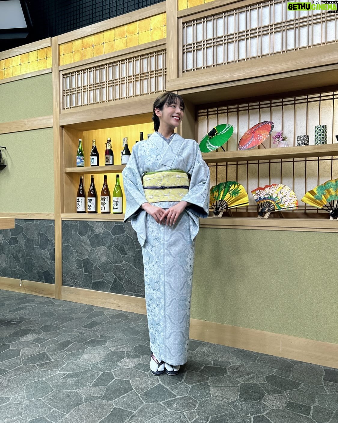 Asuka Kijima Instagram - 【#おとなの嗜呑】のMCをやり始めてから 衣装で着物を着るのが楽しみになっています。 ブランド タグ付けしてます〜👘