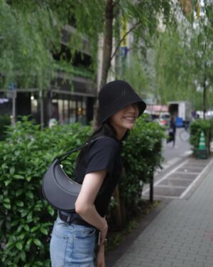 Asuka Kijima Instagram - 伶さん @reina.washio.official がプロデュースする
#Luamoda のクロップドT☺︎おかわ〜

ポップアップでは伶さんとすれ違っちゃって会えず😢
どのアイテムもこだわりが詰まってて素敵だった…🫶🏻

いつもあすぽん〜ってレアな呼び方で呼んでくれる伶さんがすきです。笑

@luamoda_1994 
‍