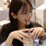 Asuka Kijima Instagram - るんるんでお出かけしたのに、雨でボサボサ😗