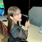 Asuka Kijima Instagram – ‍
第1回 日本eスポーツアワード 
MCの1人として登壇させていただきました☺️
‍
この数年、ご縁があって
さまざまな形でeスポーツに関わらせていただき、
私たちがeスポーツを観て『楽しい！面白い！』と思う裏には
競技者の皆さんや企業の皆さんの弛まぬ努力があることを強く感じました。

そんな方々の功績が歴史に刻まれる瞬間に
MCとして立ち会えたことがとても嬉しかったです✨

受賞されたみなさんのスピーチに
eスポーツへの愛が溢れていて
これからもeスポーツはより盛り上がって
更に大きくなっていくのだろうなと、
1ゲーマーとしてとてもワクワクする1日でした。
ありがとうございました☺︎
‍
素敵なドレスは @furfur_official 
‍
‍