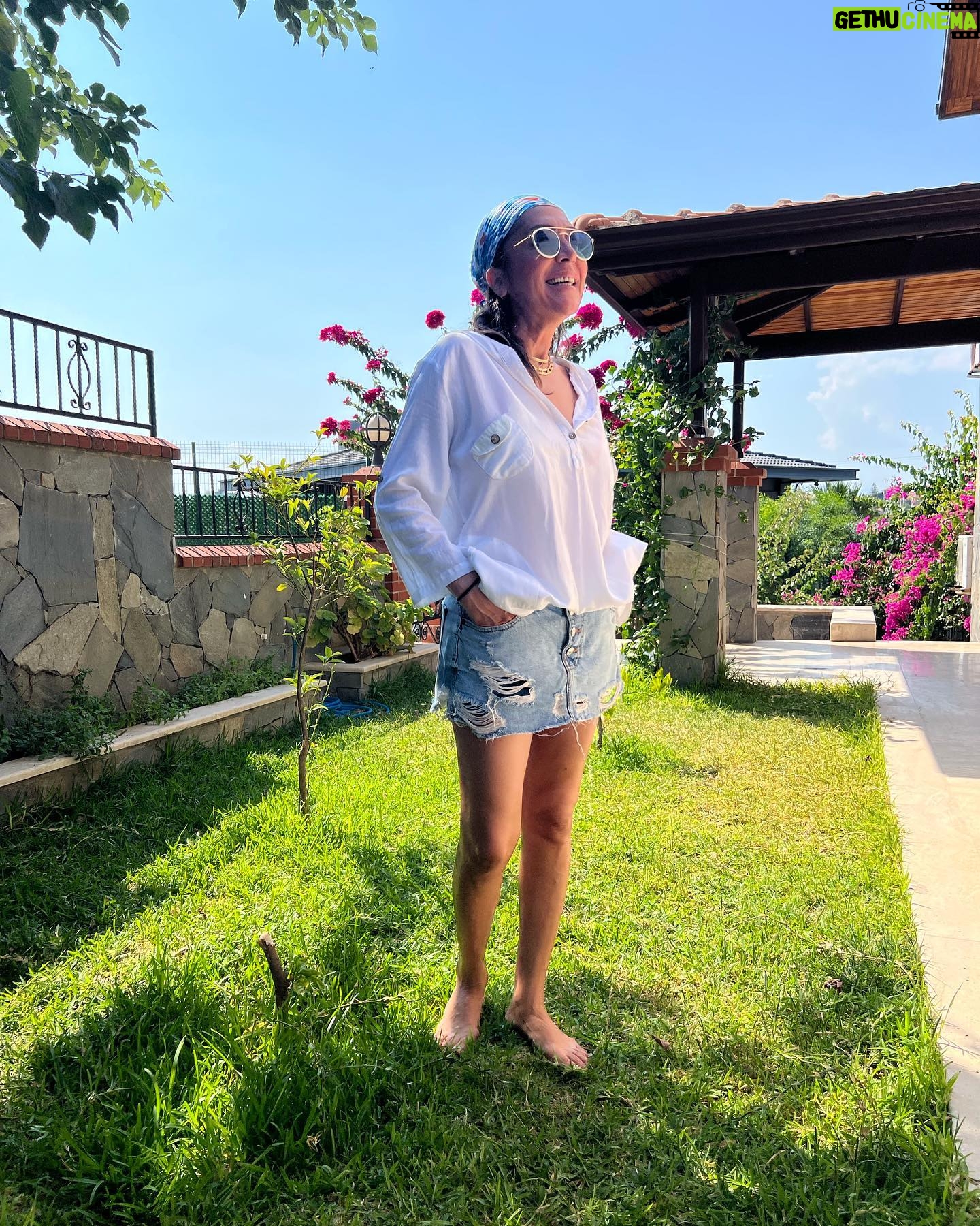 Asuman Dabak Instagram - Sabahları,olabilirin kokusunu sevdimmm😜