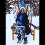 Asuman Dabak Instagram – Yolumuz kar gibi bembeyaz olsun ❄️severim kar kış topacını hadi eğlenelim gülelim ☃️Hayat Bi Gün O da Bugün💃🏽💃🏽💃🏽