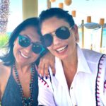 Asuman Dabak Instagram – Dostlar ,yıldızlar gibidir karanlık çöktüğünde onlar görünür🌈sen benim hediyem yıldızımsın güzell Fulya’mmm💫Dostluk aşktan daha zordur çünkü daha uzun sürer🎈dostluk unutulmayacak kadar güzel,ender insanlarla yaşanacak kadar özeldir🎈dostluğu iki nehire benzetirim hep,gittiği yeride temizler geldiği yeride💕bir ömür hep yanyana cancana Fulya’mmm 😍🙏🌈🍾🍓💃🏽💃🏽🎈🎈🎈iyikiii doğdun💐💐💐 @fulyagnddu
