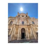 Atala Sarmiento Instagram - NOTO… Una de las más bellas ciudades sicilianas al sur de la isla. La representación del barroco en todo su esplendor. Una ciudad dorada donde hay tantos palazzos como iglesias…. ¡Espectacular! En una sola palabra… #quevivalavida #asísí #ladolcevita #noto #sicilianelcuore