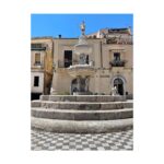 Atala Sarmiento Instagram - Taormina fascinó a Goethe, a Nietzsche, a Freud, a Richard Wagner… Es escenario de series, películas, obras literarias… Tenía muchas ganas de conocerlo…entendí por qué se fascinaron ellos y dejé que me fascinara a mí 🤩💝 No me he ido de aquí y ya quiero volver 🤭 #quevivalavida #asísí #taorminamylove #sicilianelcuore