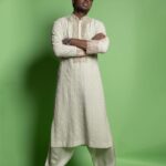 Atlee Kumar Instagram - Vibes of pure joy and celebration🥰🥰🥰 Stylist: @jukalker Outfit : @faabiianaofficial via @vandafashionagency MUA : @thesamanthajagan Photography : @kiransaphotography