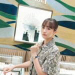 Atsuko Maeda Instagram - . TimeVallée Azabudai Hills. スイスのラグジュアリーウォッチ＆ジュエリーブランドが揃うTimeVallée が4月26日日本初のブティックを麻布台ヒルズにオープンしご招待いただきました✨ エクリュとシャンパンゴールドの内装が素敵。 11ものラグジュアリーメゾンのウォッチやジュエリーが揃っていて、もう心躍る素晴らしい体験でした💎 人生の大切な相棒探しいかがですか？✨ #timevallee #タイムヴァレー #timevallee_azabudai #chopard #panerai #piaget  #piagetwatch #ピアジェ #vacheronconstatin #ヴァシュロンコンスタンタン #PR