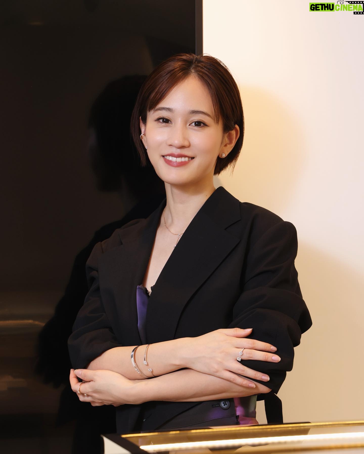 Atsuko Maeda - 3 Likes - .
#MESSIKA.そごう横浜店
ムーヴコレクション
マイツインコレクション
メシカジュエリーは自分の一部のようにフィットしてくれて身につけるとより愛おしいく、日常に楽しさをプラスしてくれる🩰❤️
実際に目にして感じこれだって一つとの出会いを体験してみて欲しいな🎄
@messika
#MESSIKA#Disruptingdiamonds
#MessikaCosmicXmas