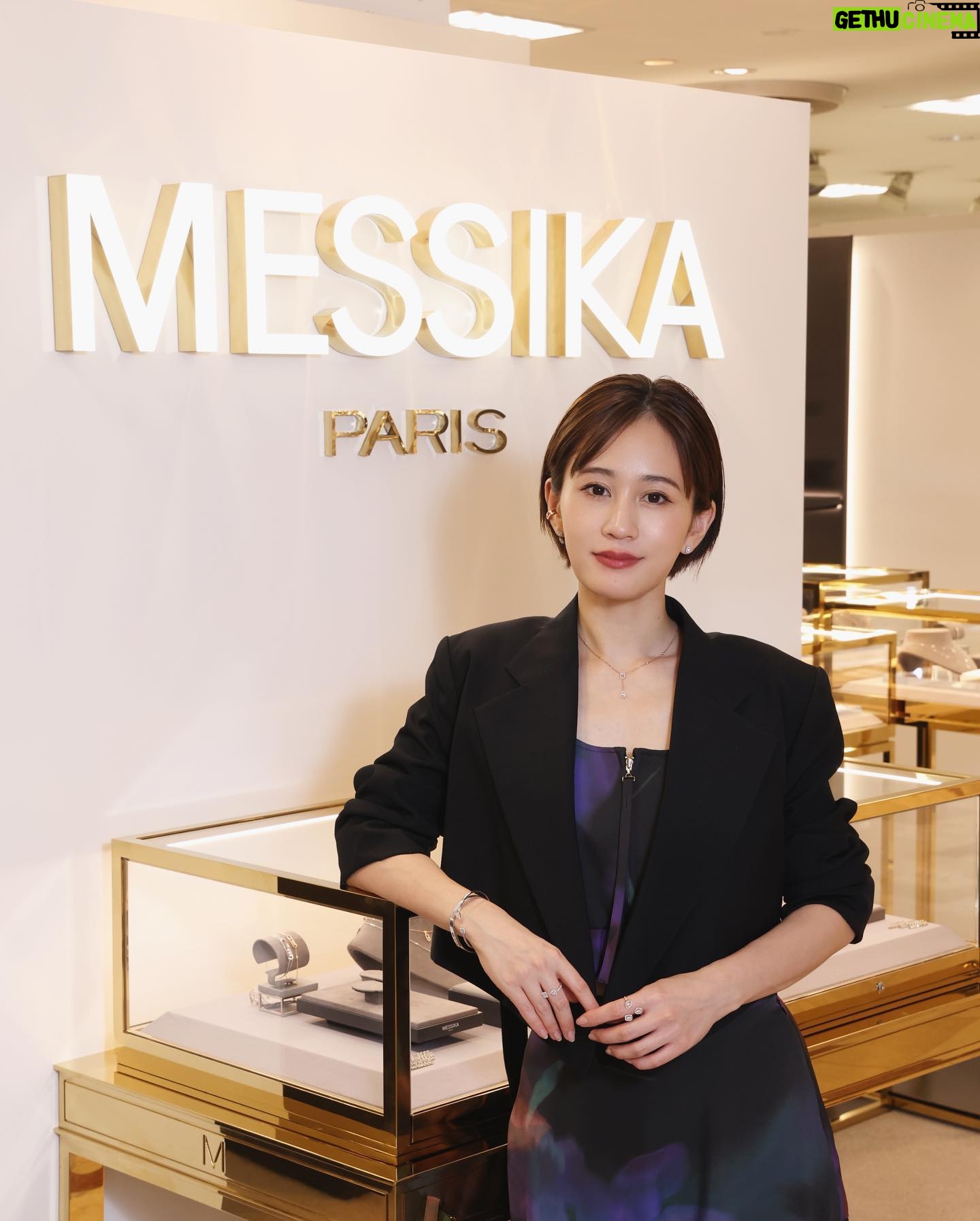 Atsuko Maeda - 3 Likes - .
#MESSIKA.そごう横浜店
ムーヴコレクション
マイツインコレクション
メシカジュエリーは自分の一部のようにフィットしてくれて身につけるとより愛おしいく、日常に楽しさをプラスしてくれる🩰❤️
実際に目にして感じこれだって一つとの出会いを体験してみて欲しいな🎄
@messika
#MESSIKA#Disruptingdiamonds
#MessikaCosmicXmas