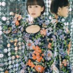 Atsuko Maeda Instagram - . Rabanne×H&M. 銀座並木道り店. 華やかな場所にいきたくなる 遊び心がキュートなコラボレーション🌹🧡 #RabanneHM＃エイチアンドエム #PR