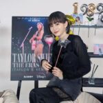 Atsuko Maeda Instagram - #TaylorSwift ちゃんウォッチパーティー ディズニープラス公式YouTube( @DisneyPlusJP )LIVE配信になこなこカップルちゃんとピンクのドレスが可愛い神田さんと３時間ノンストップで沢山のスウィフティー のみんなが見にきてくれて盛り上げてくれました🫶🏻楽しかったねありがとう😘 まだまだ世界ツアー真っ最中なテイちゃんのパワフルでとにかく魅力が全部詰まったスペシャルコンサート見たら絶対に虜です❤️Disney おちびがディズニー作品大好きで欠かせないのでテイちゃんコンサートが見れて幸せ💜 昨日のライブ配信は4/30まで1ヶ月間アーカイブ配信されてるからウォッチパーティーしてね🎉 #PR #ディズニープラス