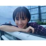 Atsuko Maeda Instagram - . ベトナム🇻🇳2日目の衣装 この日のためにしのぶがデザインしてくれた特別な一着。 皆さんに喜んでもらいたくてグループ時代以来のしのぶに作ってもらえたら嬉しいなと思い、提案させていただき夢が叶いました。 ありがとうぶーちゃん😌❤️ 幸せの大渋滞なベトナムでした。