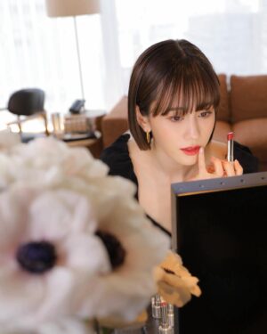 Atsuko Maeda Instagram - .RMK.
4/5発売のデューイーメルトリップカラーのローンチイベント💄
絶妙なくすみ感のカラーバリエーションで発色最高ツヤツヤ潤い、立体感も出してくれる、さらに色落ちしないからもう凄い！

新作リップライナーにも感動しちゃった!使い勝手良すぎで👏

#rmkofficial #PR