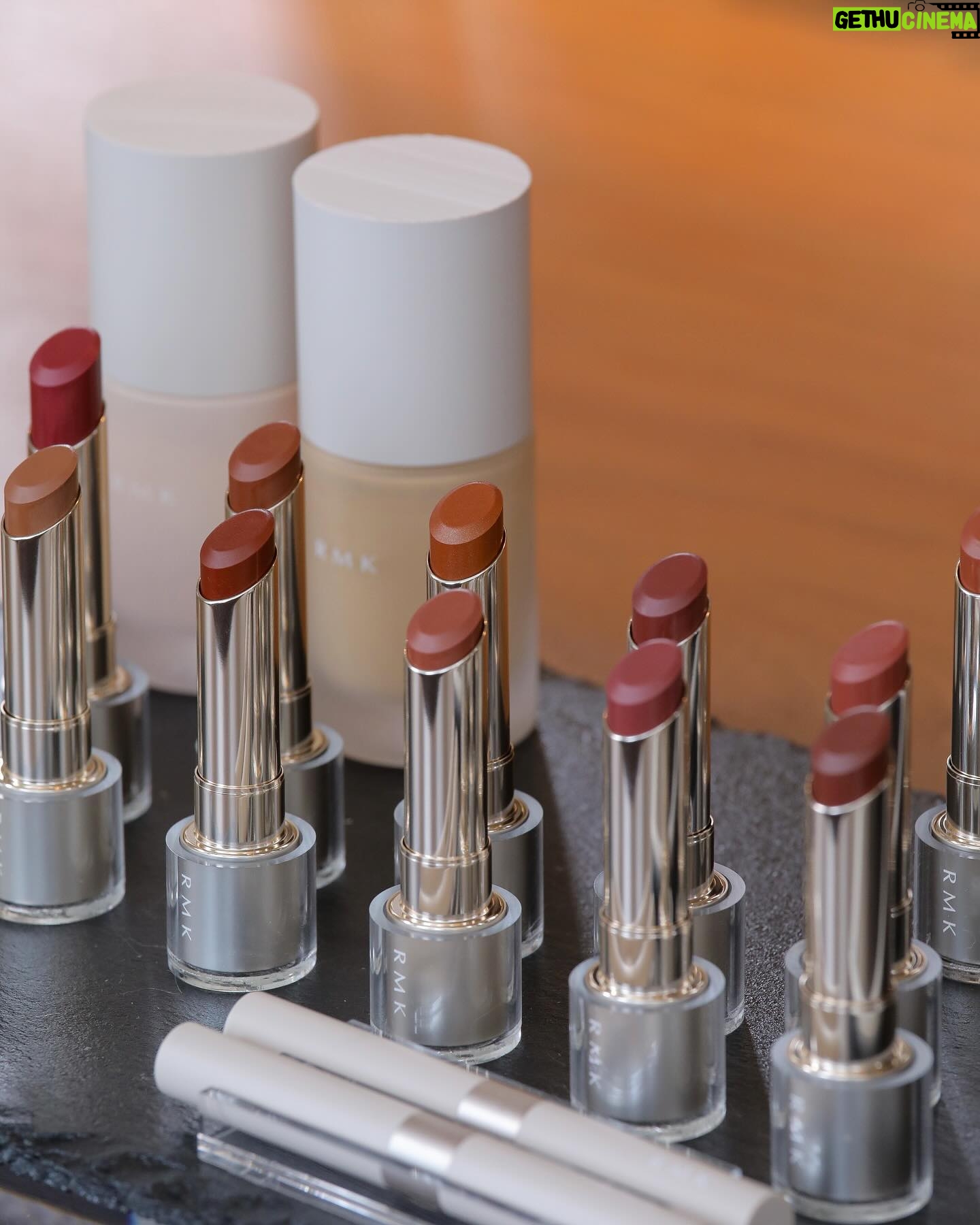 Atsuko Maeda - 26.4K Likes - .RMK.
4/5発売のデューイーメルトリップカラーのローンチイベント💄
絶妙なくすみ感のカラーバリエーションで発色最高ツヤツヤ潤い、立体感も出してくれる、さらに色落ちしないからもう凄い!
新作リップライナーにも感動しちゃった!使い勝手良すぎで👏
#rmkofficial #PR