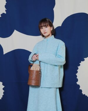 Atsuko Maeda Instagram - . Marimekko F/W 2024 RUNWAY SHOW by R.

#Marimekkoが「by R」に初参加し「Rakuten Fashion Week TOKYO」にて開催されたショーにご招待していただきました🌼
Marimekkoの代表的なUnikko柄の誕生60周年記念のショー会場にはマリメッコの世界観が広がっていて素敵な空間でした👏✨

ショーはUnikkoで溢れていて可愛かったー🩷

着用したセットアップお気に入り✌︎

#RakutenFashion、#RakutenbyR、#marimekko、#unikko60years
