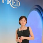 Atsuko Maeda Instagram – .
.FRED “DIVE INTO THE BLUE”.

 @fredjewelry
#FREDRiviera #FREDJewelry #FREDParis #LiveTheJoy #PR
リヴィエラの海の中にいるようなデジタルインスタレーションがきれいな空間でブルーコレクションジュエリーも最高に輝いてました💍
新宿伊勢丹１階プロモーションで5月23日まで
開催中だよ🐬