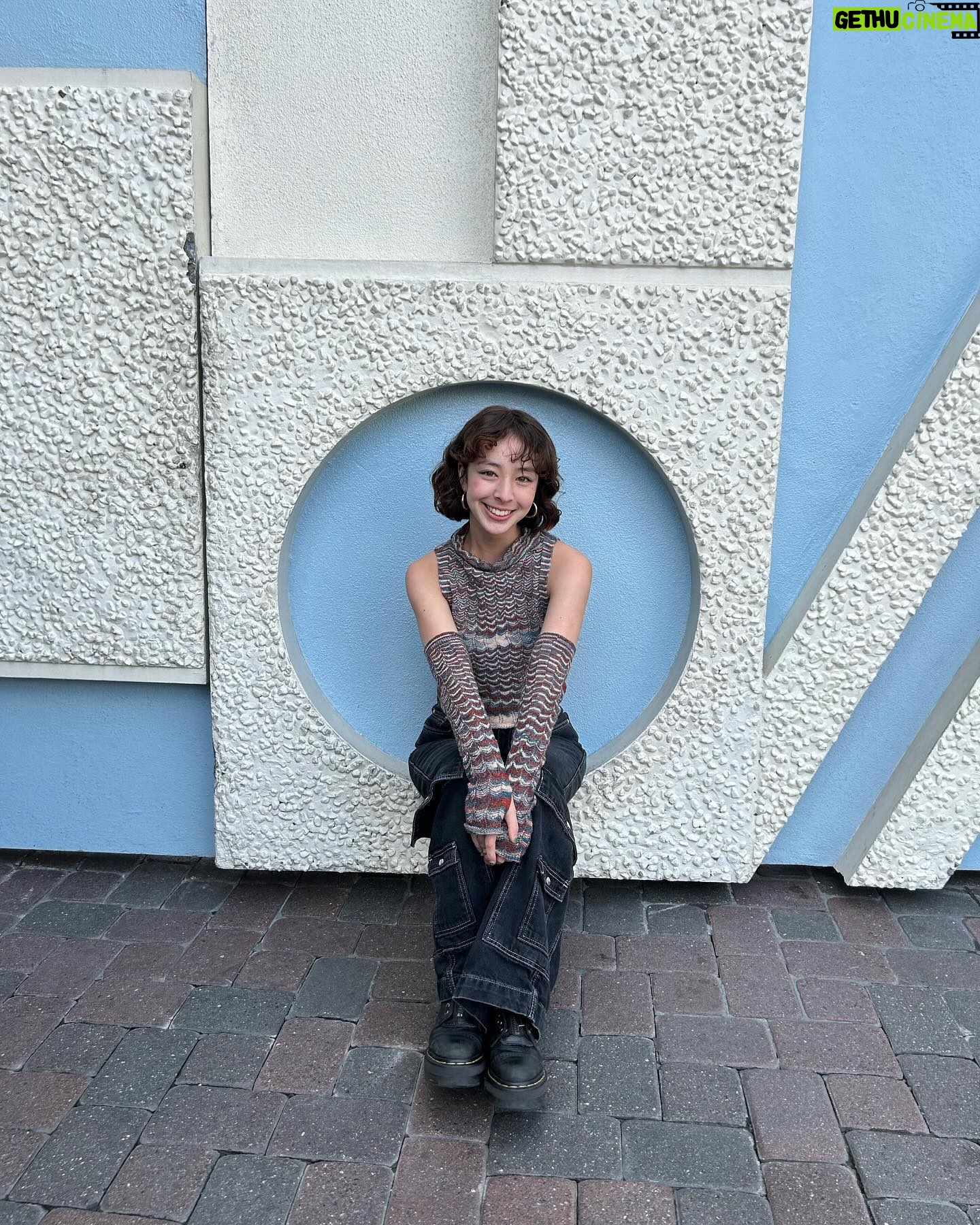 Aubrey Anderson-Emmons Instagram - @disneyland <33