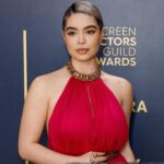 Auli'i Cravalho Instagram - @sagawards Saturday w/ my hot date @meta @shrimptoncouture ❤️💕