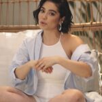Auli'i Cravalho Instagram - #ad @shebabrandus and @kuleanacoral are working toward a future with more fish - for cats and humans alike! 😎🥳 Healthy oceans start with healthy coral reefs, which is why we allllll should be taking steps to protect them. 🤙🏼 I’m so excited to be partnering with my new friends, and I encourage you all to practice Laulima and lend a hand to help save our reefs.🙌🏼🪸 One impactful change you can make is using mineral based, reef-safe sunscreen to reduce the amount of harmful chemicals in the ocean! Did you know the state of Hawai’i banned oxybenzone oxtinoxate from their sunscreens in 2021? 🌊🚫 These chemicals are toxic to reefs and… aren’t great for us either. So make the switch to mineral based sunscreens, and stay tuned as I share more eco-tourism tips we all can use to help our oceans thrive!! 🌎✨