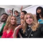Auli'i Cravalho Instagram - #NorthShoreHigh is back… choose your fighter. @meangirls 💋🎶😈