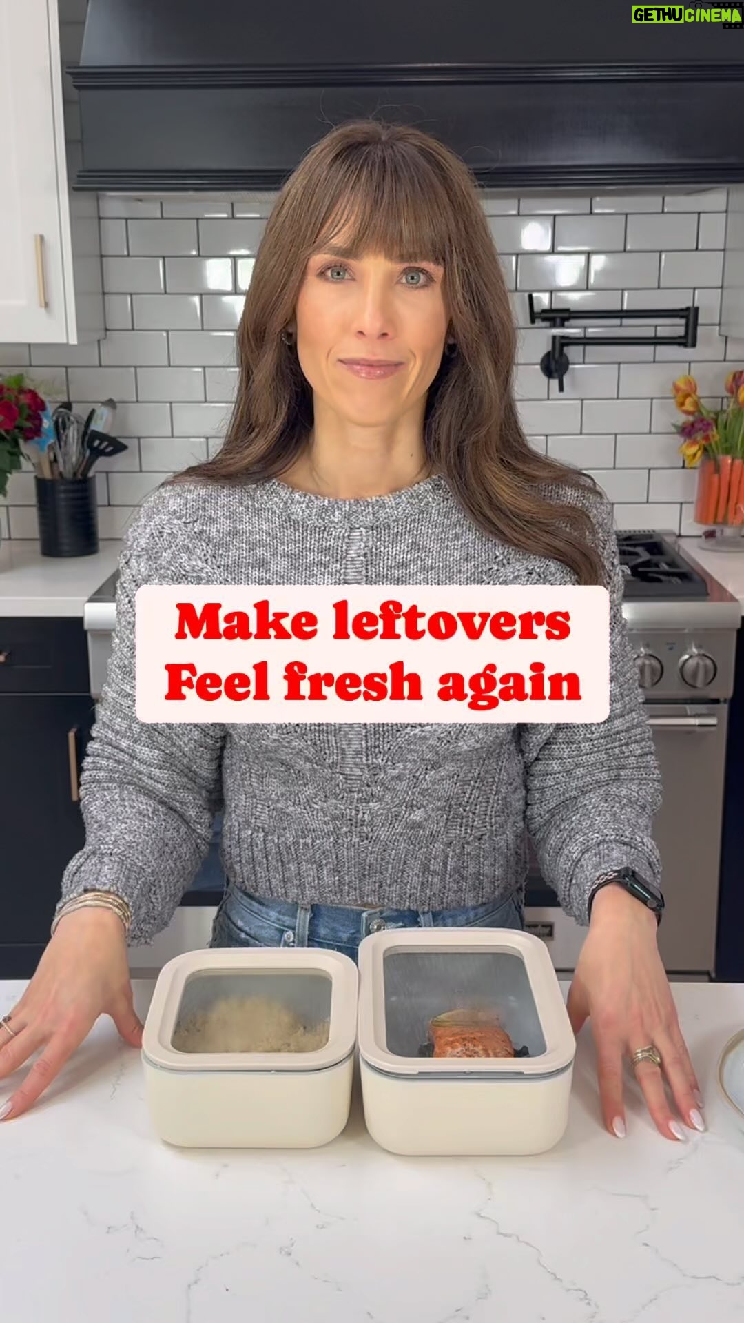 Autumn Calabrese Instagram - Make leftovers feel fresh again I know not everyone enjoyed eating leftovers, if you take a few minutes to spruce them up & turn them into a “new” meal it’s delicious, enjoyable & prevents food waste. Here’s how I do it. Cooking on my @caraway_home pans