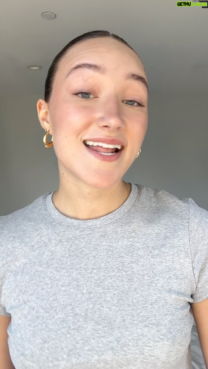 Ava Michelle Instagram - Today is National Fentanyl Awareness Day. 3 years ago I lost my brother & I hope sharing this information can save someone from losing theirs 💔 Fentanyl is the #1 cause of death for people between the ages 18-45 in the U.S. Fentanyl is an opioid that is being made and sold illegally all over the world. Fentanyl is 50 times more potent than Cocaine, and 100 times more potent than Morphine. Two milligrams has the power to kill someone, that’s about the size of a few grains of sand. Illicit Fentanyl is being produced in labs in China and is taken over the U.S. boarders in pill or powder form. The powder is being mixed and pressed into pills with other substances such as Cocaine, Percocet, Adderall, Xanax and many more drugs. These pills are being sold on the streets to consumers who, in most cases, are completely unaware that the pill contains Fentanyl. This is what we are now calling an accidental fentany! poisoning because consumers are in fact being poisoned against their will. Devon didn’t deserve this. No one does. Stay safe & help us spread awareness 🕊️