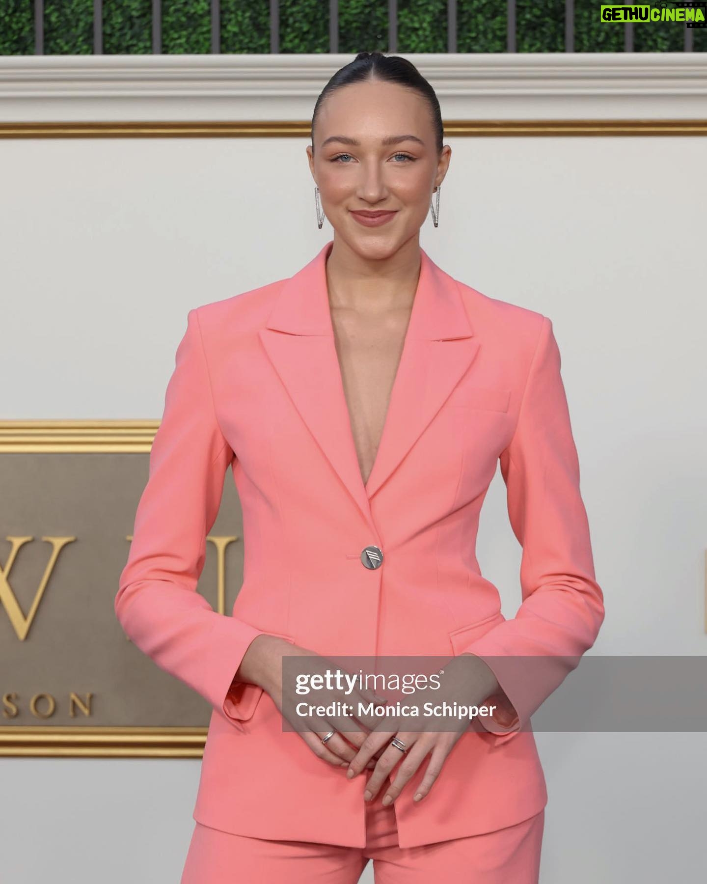 Ava Michelle Instagram - this show 🫶🏼 such a pleasure attending @thecrownnetflix season 6 premiere! thank you so much @netflix for having me 🤍