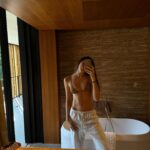 Ava Michelle Instagram - september sun 🌞