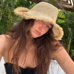 Ava Michelle Instagram - missing paradise 🌿